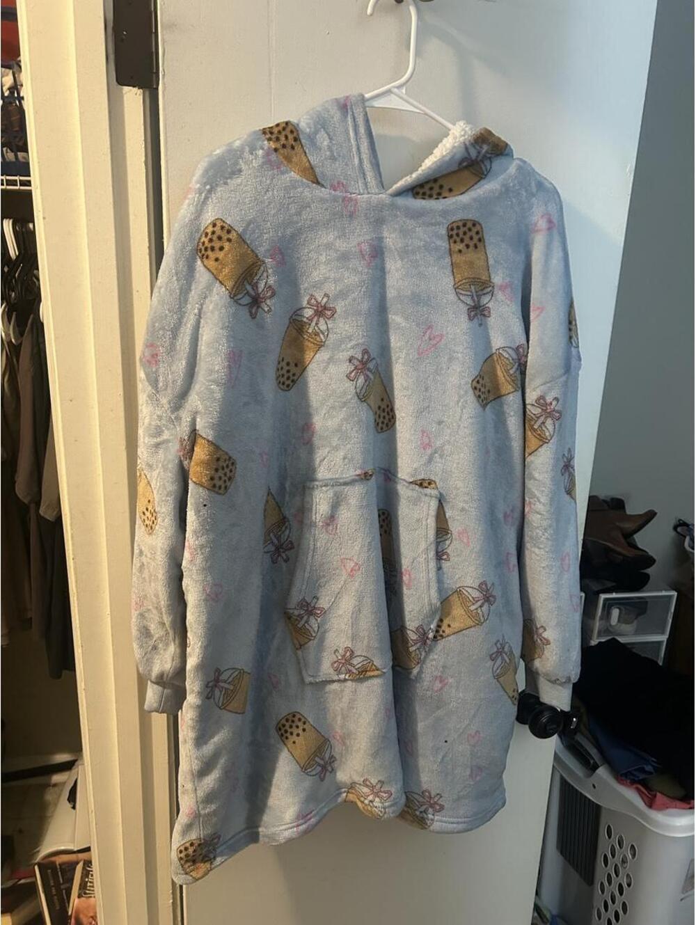 Fourteen TwelveBlue bubble tea hoodie size OS